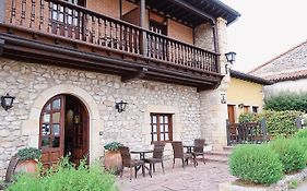 Trisileja en Posada La Busta